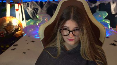 Lissaa_Moon live cam on Cam4