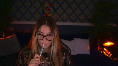 Lissaa_Moon live cam on Cam4