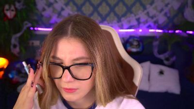 Lissaa_Moon live cam on Cam4