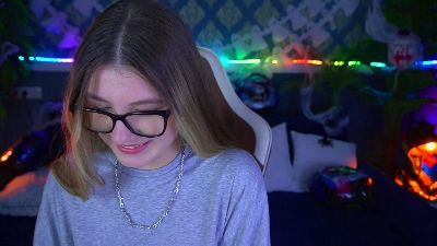 Lissaa_Moon live cam on Cam4