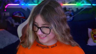 Lissaa_Moon live cam on Cam4