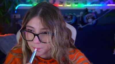 Lissaa_Moon live cam on Cam4