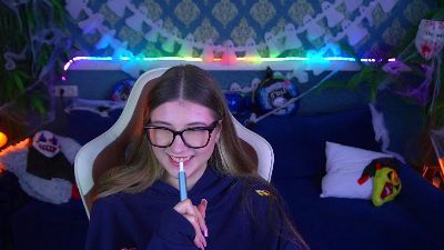 Lissaa_Moon live cam on Cam4