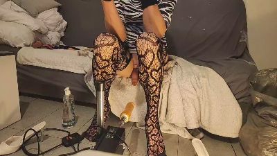 Lissatrav live cam on Cam4