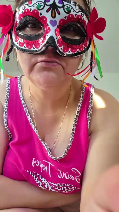 Lissi live cam on Cam4