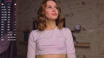 LitellyBella live cam on Cam4