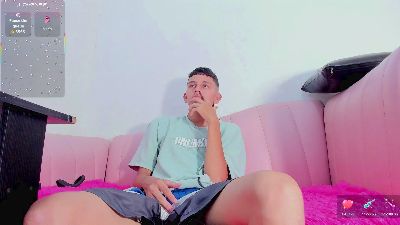 LittleJordi live cam on Cam4