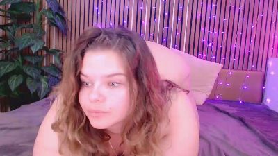 LittleNicoleex live cam on Cam4