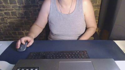 LittlePhoenix live cam on Cam4