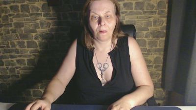 LittlePhoenix live cam on Cam4
