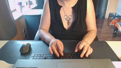 LittlePhoenix live cam on Cam4