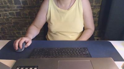 LittlePhoenix live cam on Cam4