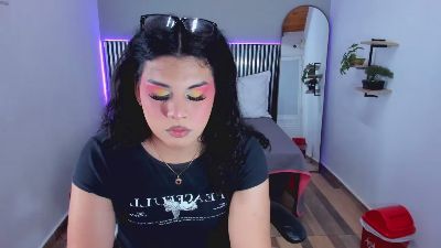 Little_Alii live cam on Cam4