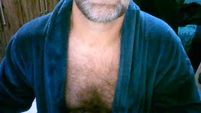 Little_Bear46 live cam on Cam4
