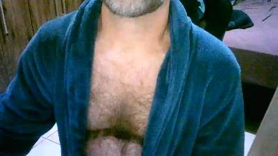 Little_Bear46 live cam on Cam4