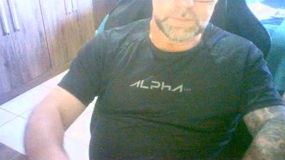 Little_Bear46 live cam on Cam4
