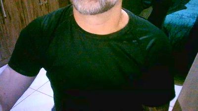 Little_Bear46 live cam on Cam4