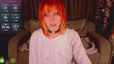 Little_Chips live cam on Cam4