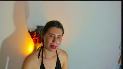 Little_Eva live cam on Cam4