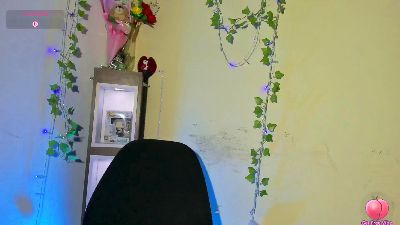 Little_Eva live cam on Cam4