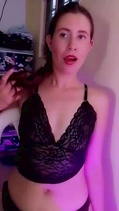Little_Eva live cam on Cam4