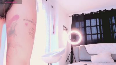 Little_Mermaid live cam on Cam4