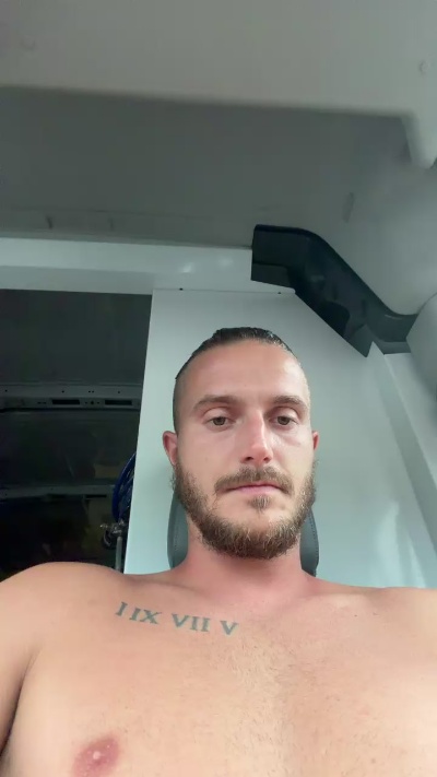 Littleponny77 live cam on Cam4
