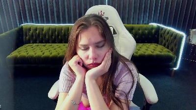 LiviaShy webcam