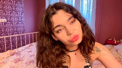 LiviaWinget live cam on Cam4