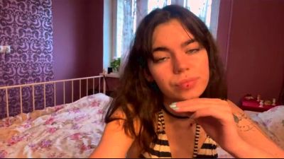 LiviaWinget live cam on Cam4