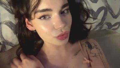 LiviaWinget live cam on Cam4
