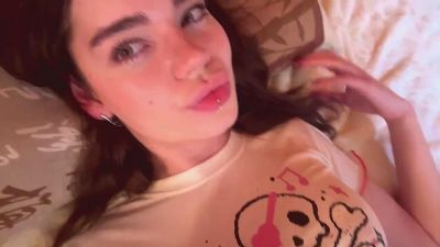 LiviaWinget live cam on Cam4