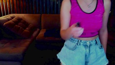 Livia_Shy live cam on Cam4