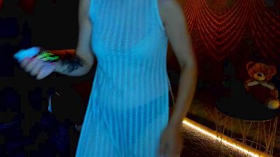 Livia_Shy live cam on Cam4
