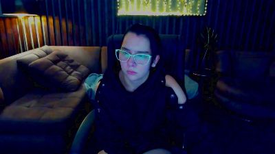 Livia_Shy live cam on Cam4