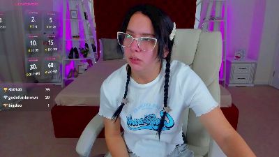 Livia_Shy live cam on Cam4