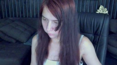 Livia_Shy live cam on Cam4