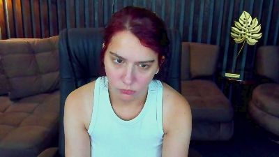 Livia_Shy live cam on Cam4