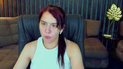 Livia_Shy live cam on Cam4