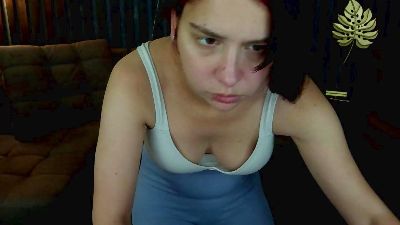 Livia_Shy live cam on Cam4