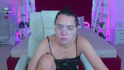 Livia_Shy live cam on Cam4