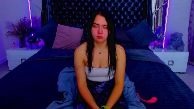 Livia_Shy live cam on Cam4