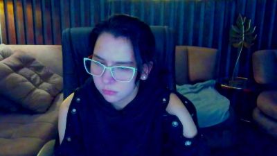 Livia_Shy live cam on Cam4