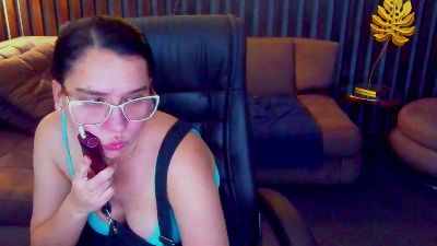 Livia_Shy live cam on Cam4