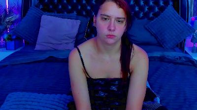 Livia_Shy live cam on Cam4