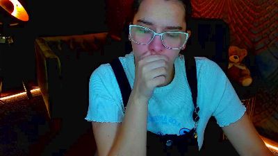 Livia_Shy live cam on Cam4