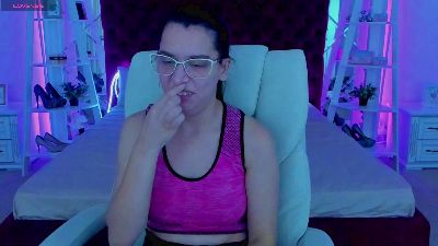 Livia_Shy live cam on Cam4
