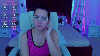 Livia_Shy live cam on Cam4