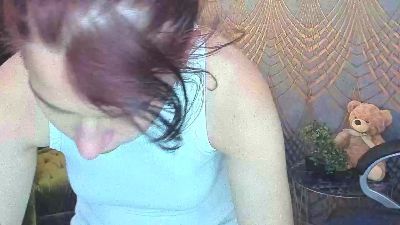 Livia_Shy live cam on Cam4