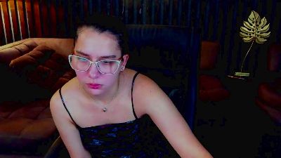 Livia_Shy live cam on Cam4